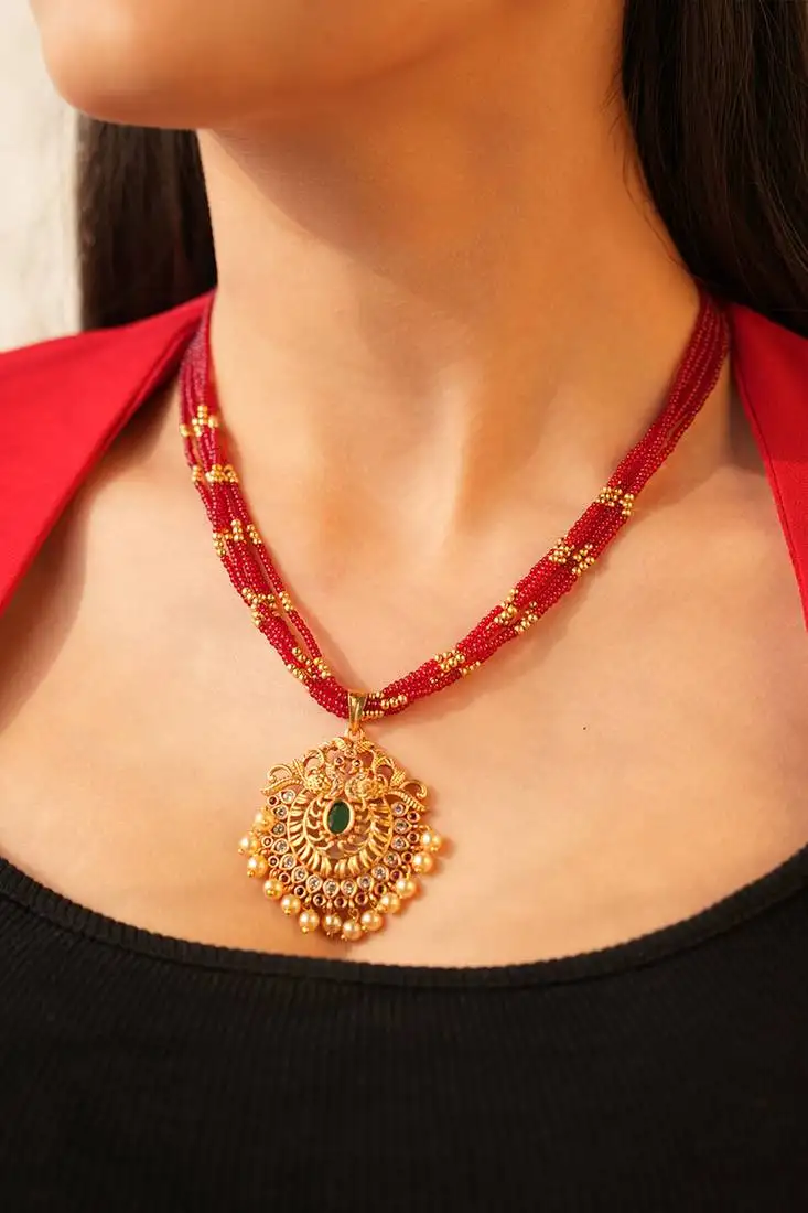 Gold plated beautiful red string necklace set