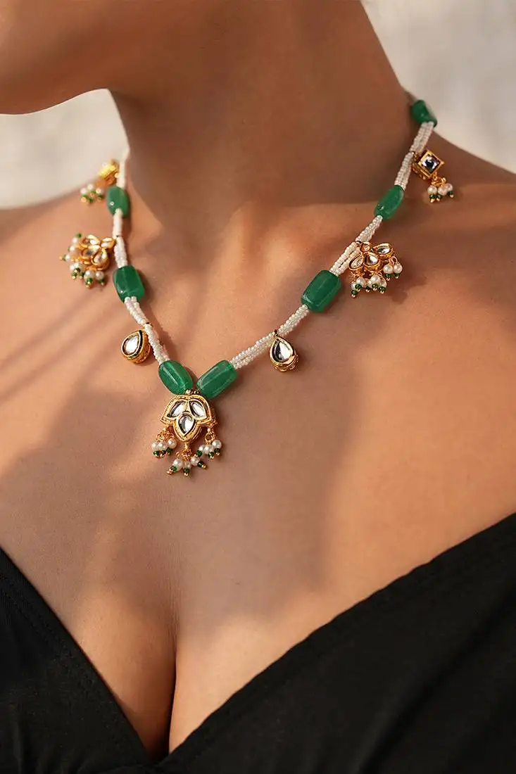 Semi-precious stone necklace with kundan accents