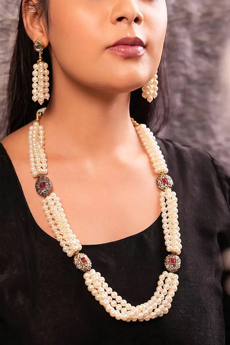 Multi-strand semi-precious pearl necklace