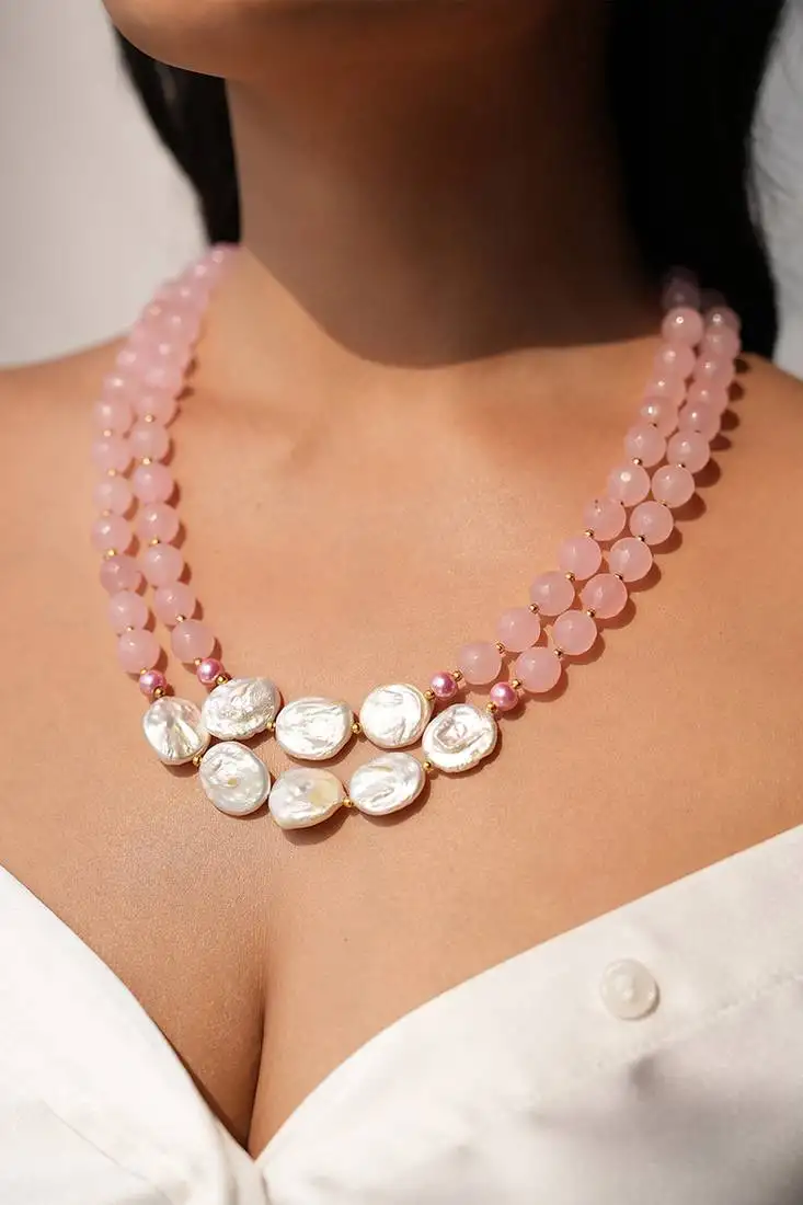 Aloria elegant double-layered necklace with rose quartz and mother of pearl stones
