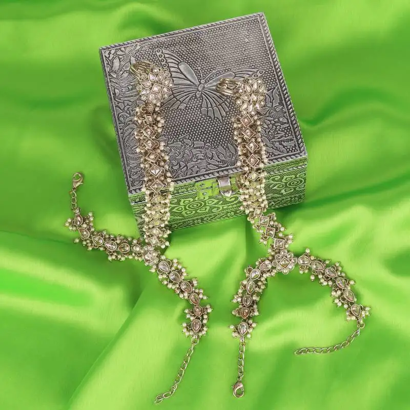 Traditional fabulous flower and oval design gold plated pearl set of 2 adjustable hathphool(panja) for women