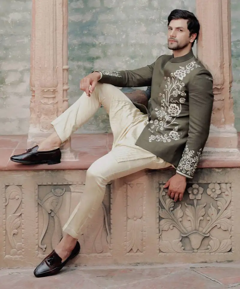 Olive green embroidered jute jacket with kurta & pant