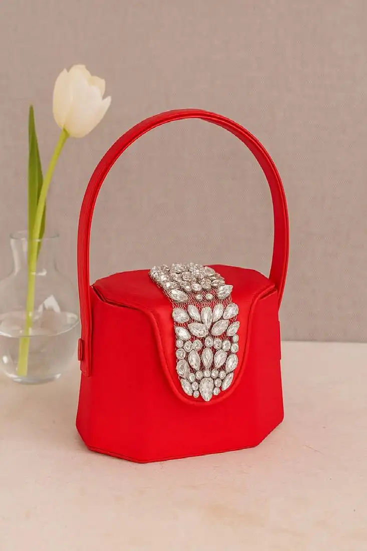 Elegant red crystal bucket bag