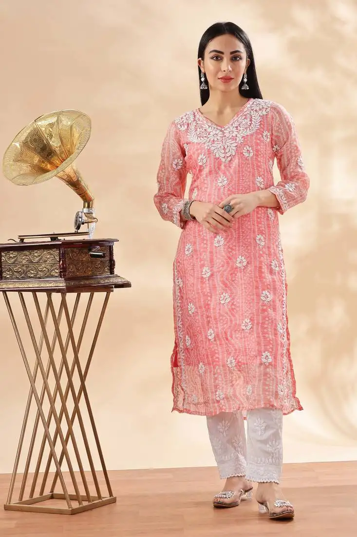 Floral embroidered cotton chikankari straight kurta