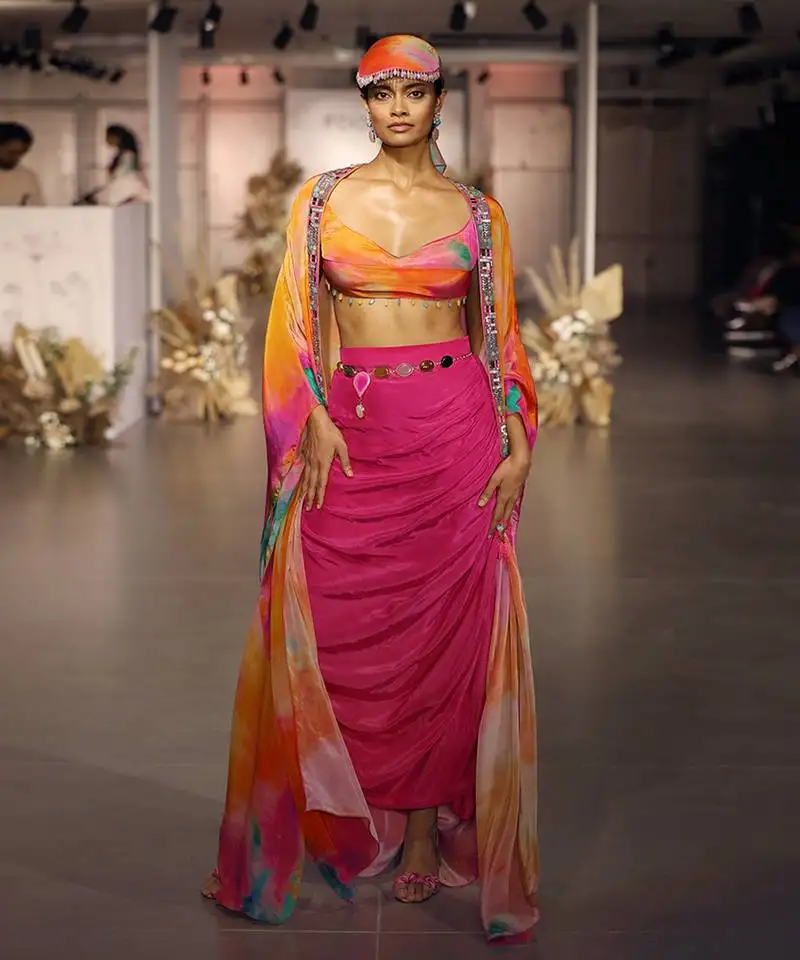 Multicolor printed crepe cape set