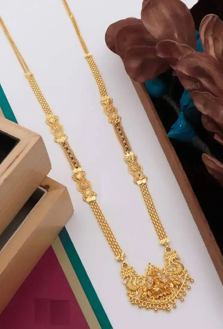 Traditional gold plated mangalsutra with earring
