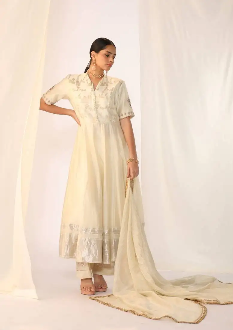 Ivory embroidered silk kurta sets