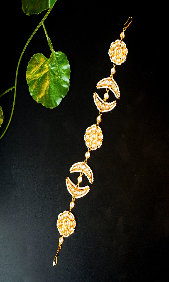 Crescent elegance kundan matha patti