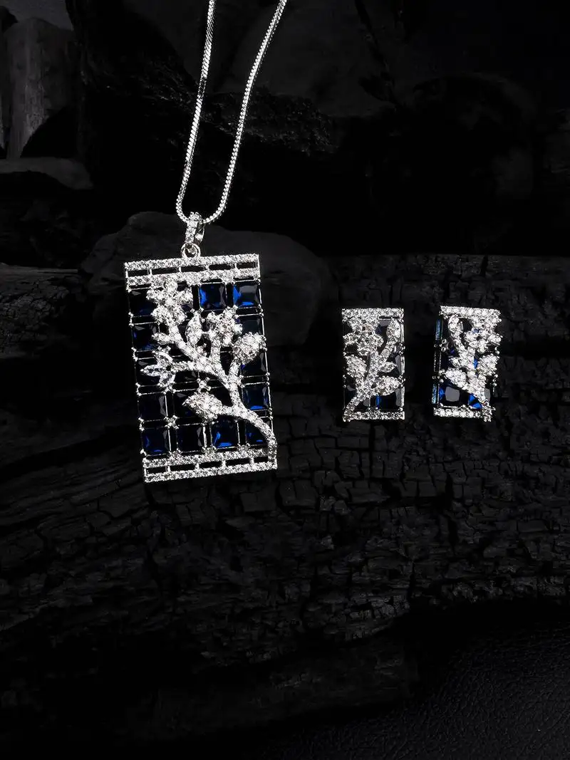 Silver plated square blue ad pendant set with earrings