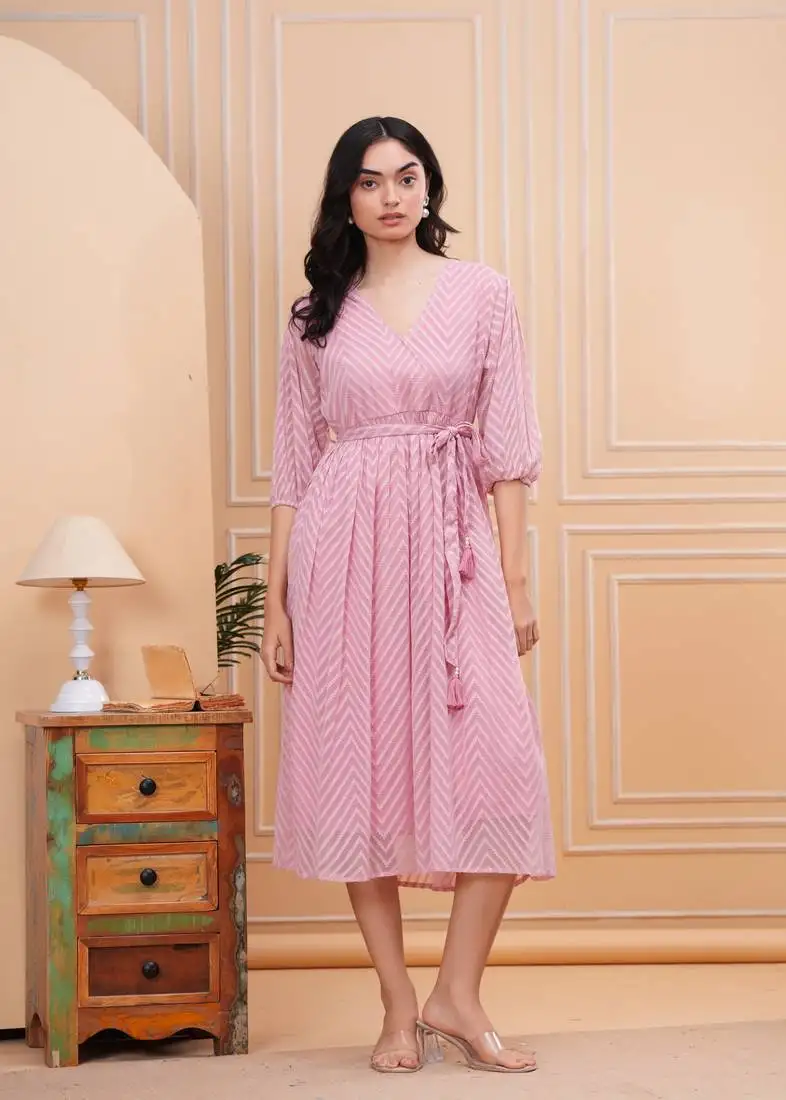Women georgette fabric pink color v neck calf length half sleeve dress