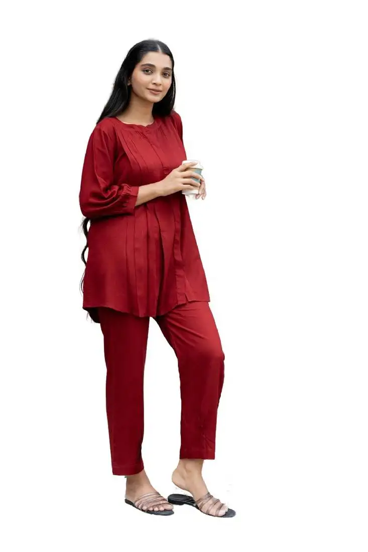 Maroon pleated band collar co-ord set