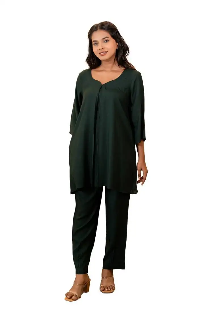 Green pleated band collar co-ord set