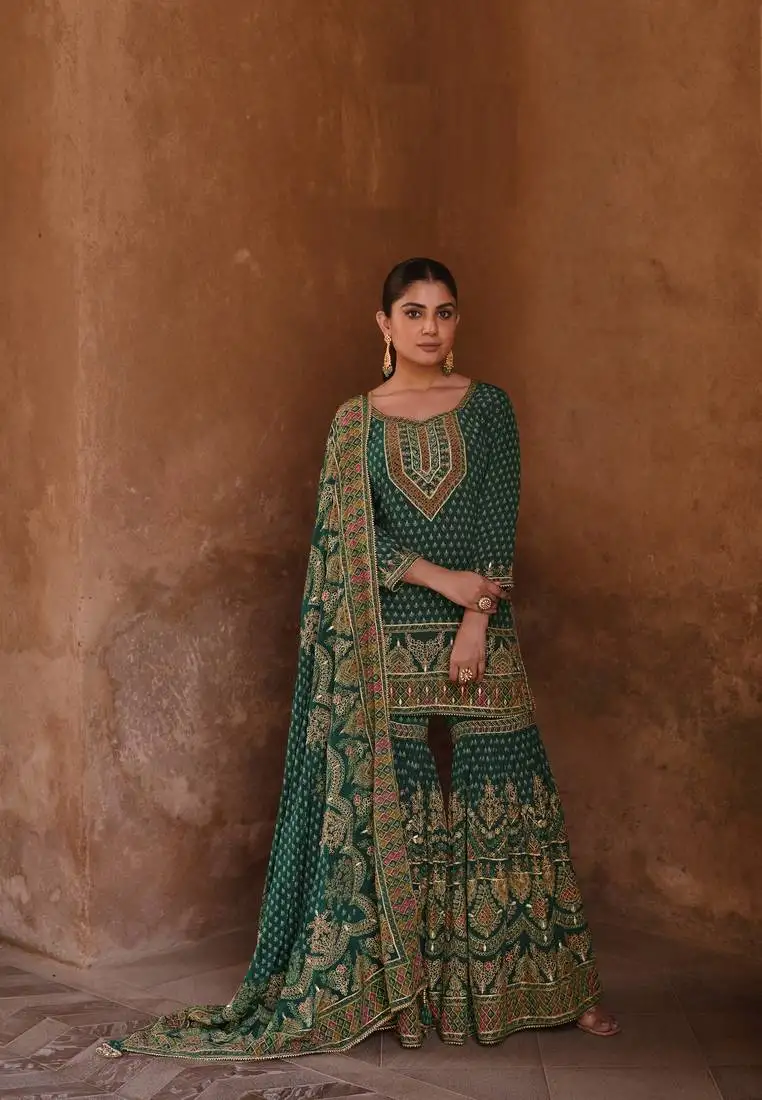 Green embroidered crepe semi-salwar suit semi stitched