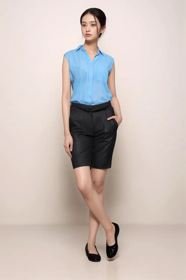 Blue sleeveless georgette shirt