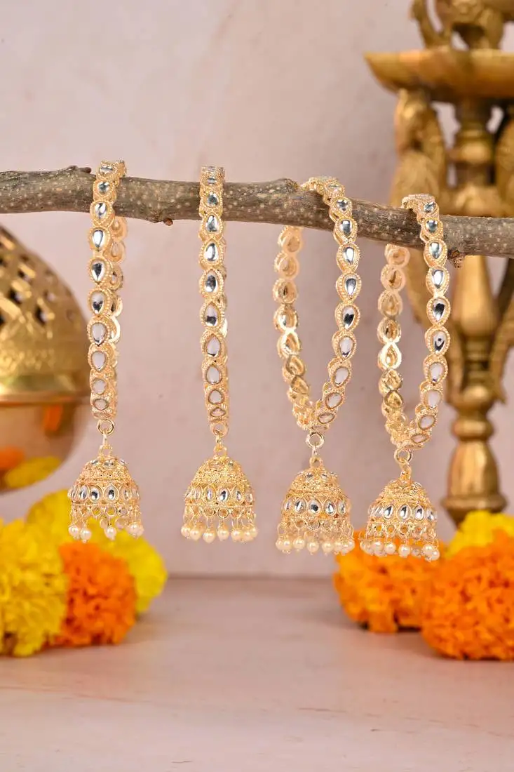 Gold kundan bangle set