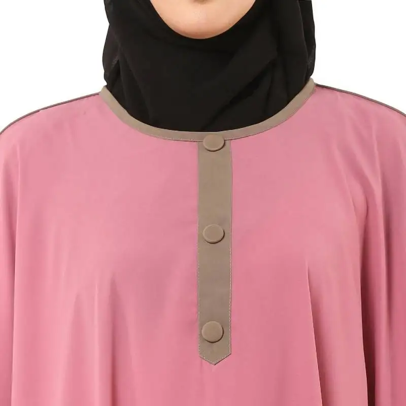 Pink kaftan with fashionable buttons