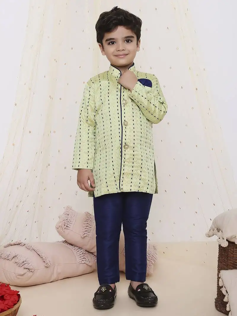 Green printed silk blend kurta pyjama