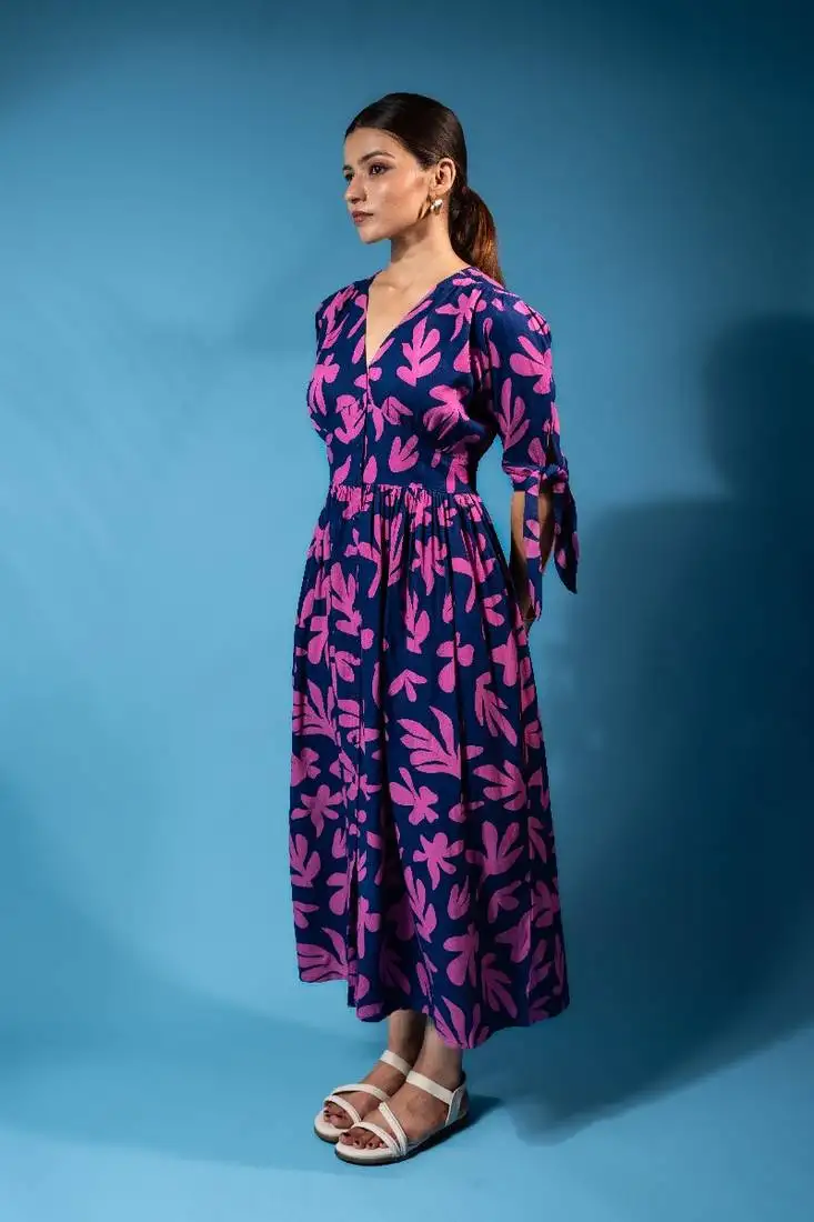 Blue tropical print v-neck button-front midi dress