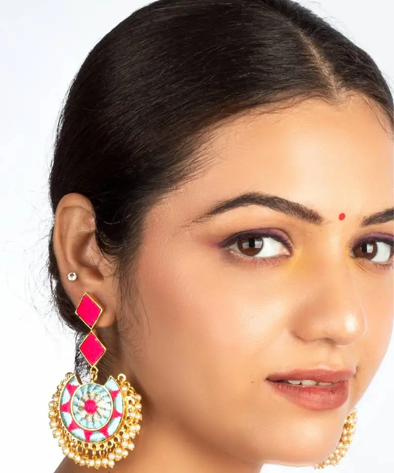 Sky petal chandbaali