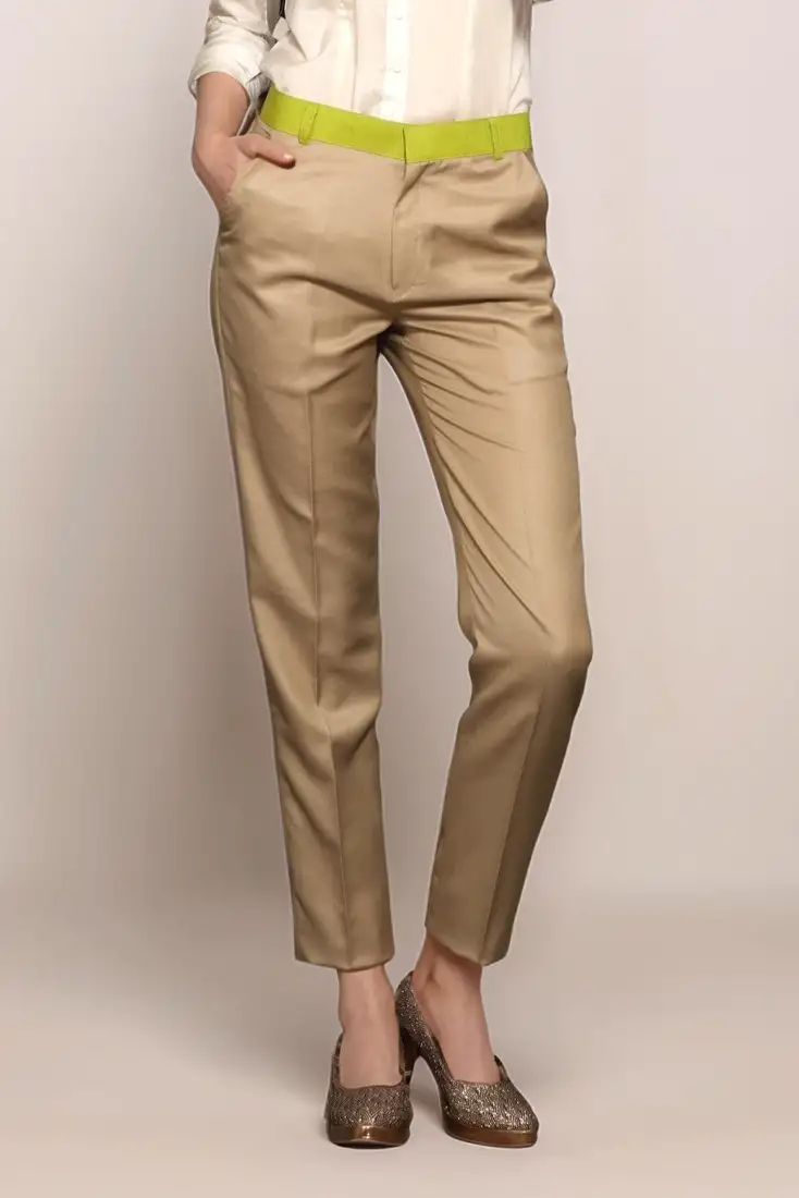 Viaana shimmer knot hair band grey color