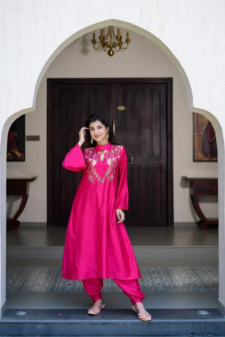 Magenta pink kurta embroidery co-ord set