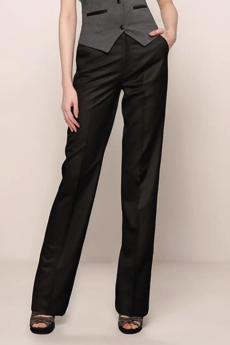 Black parallel trouser