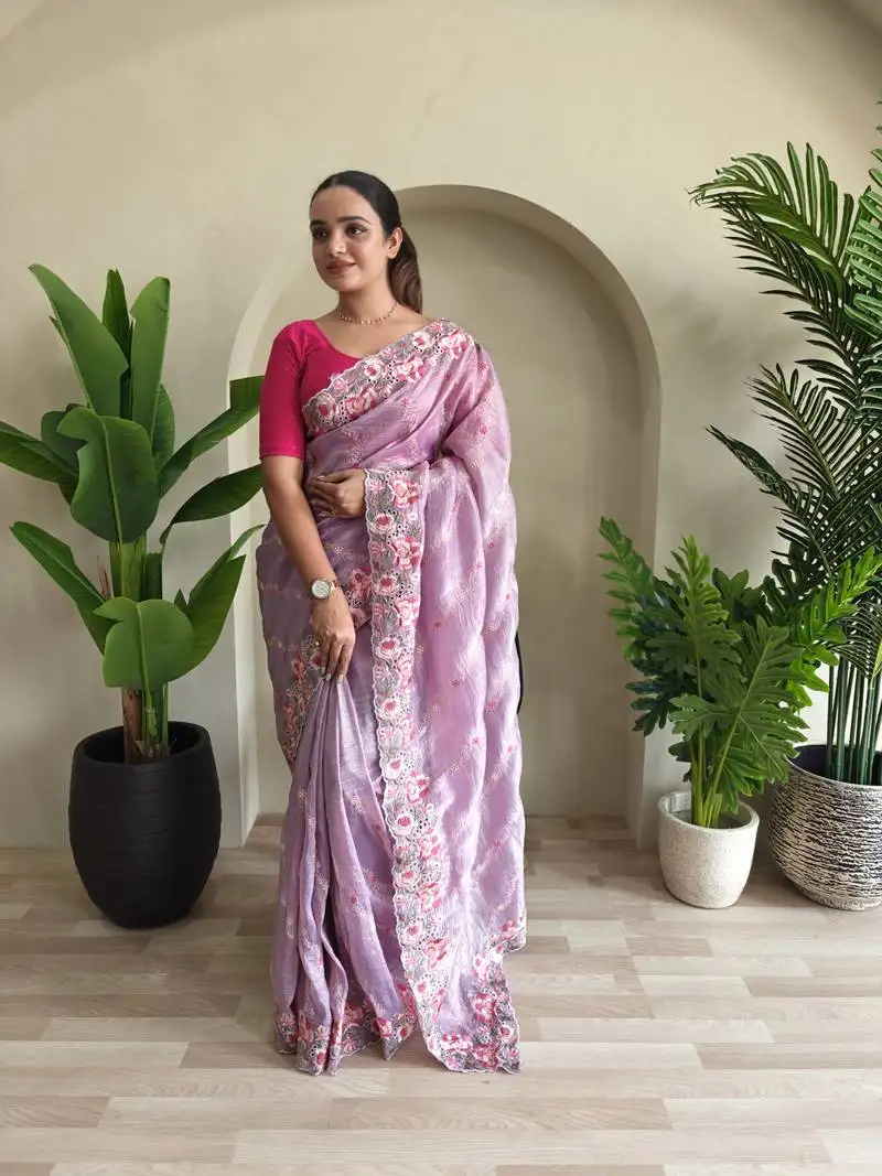 Lavender gold crush saree with leheriya embroidery & running blouse