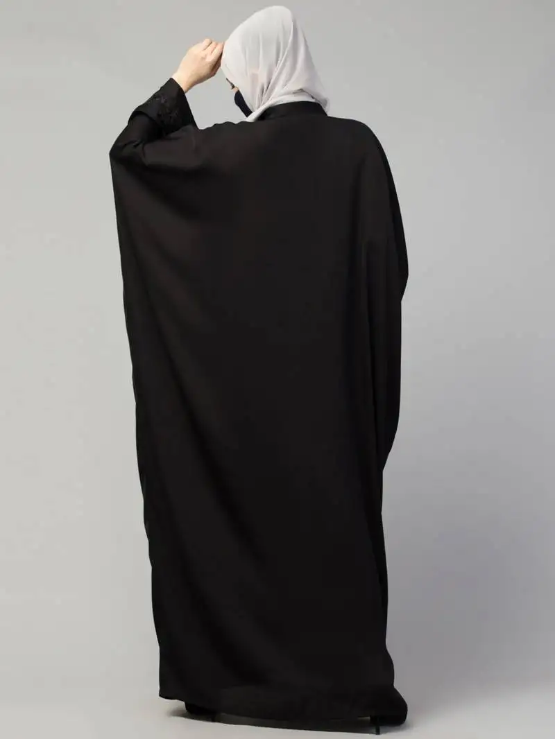 Designer kaftan abaya with lacework & tussels