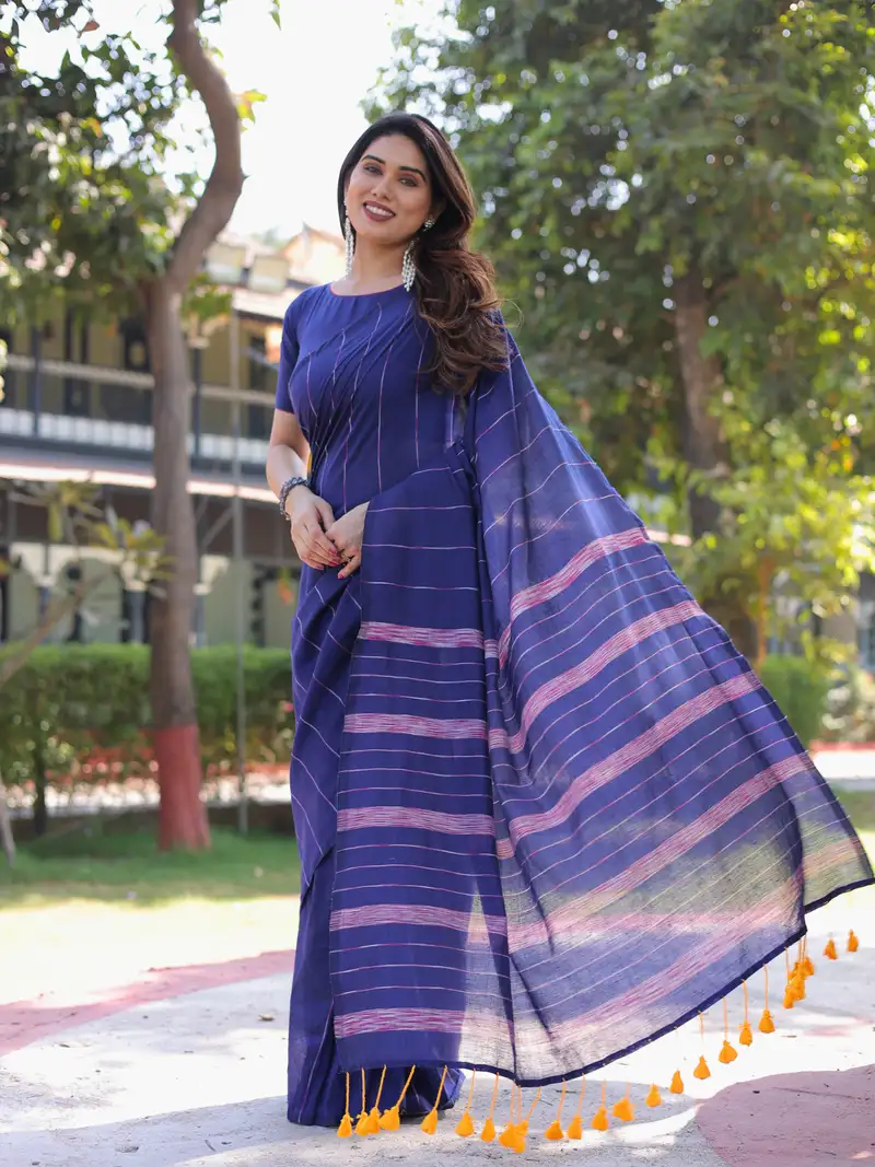 Off white silk blend embroidered kurta with pant and dupatta