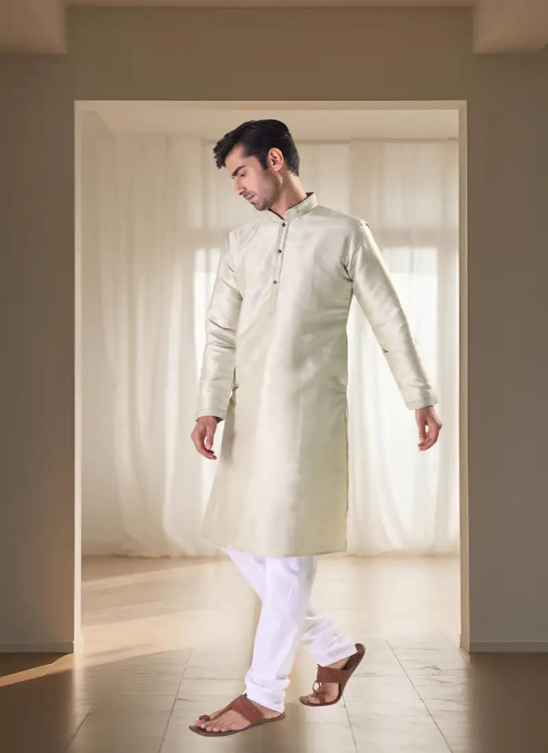 Orange chanderi embroidered kurta with pant and dupatta