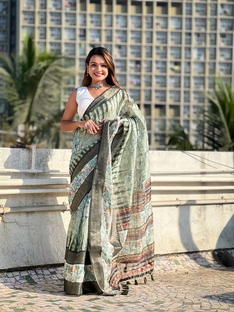 Pista chanderi crush silk blend floral printed saree with zari woven jacquard panel border