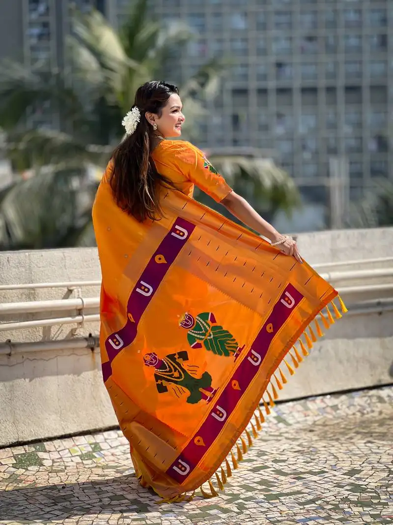 Gold zari woven vitthala god paithani silk blend saree