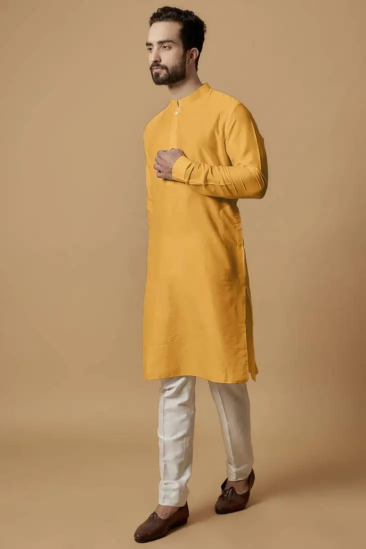 Orange tab detail kurta set