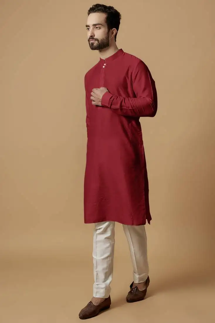 Red tab detail kurta set