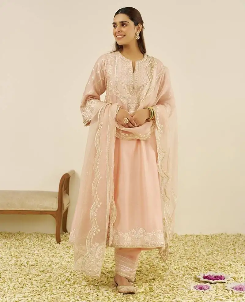 Off rose maaroofa - long chauga with salwar