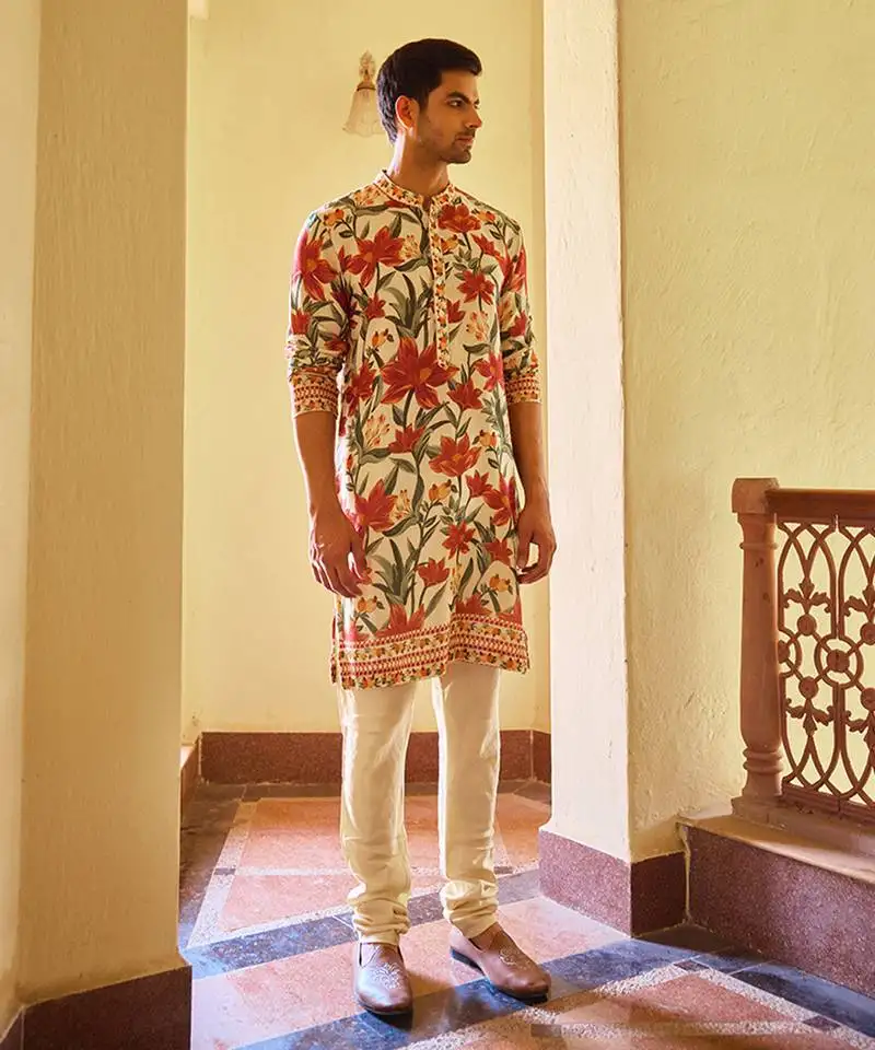 Cream akbari kurta set