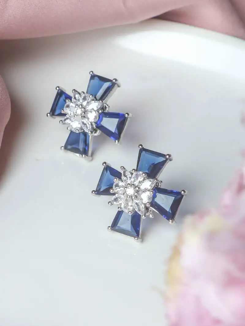 Elegant royal blue sliver plated studs