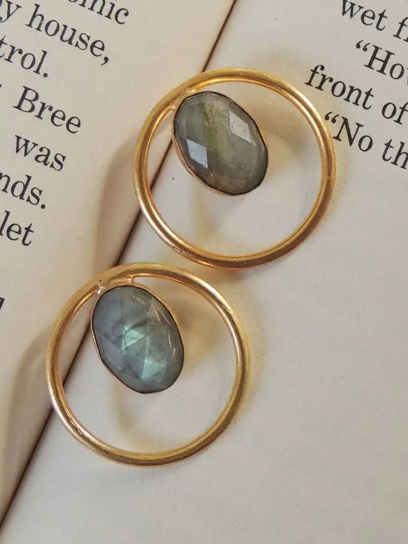 Natural stone gold circle studs