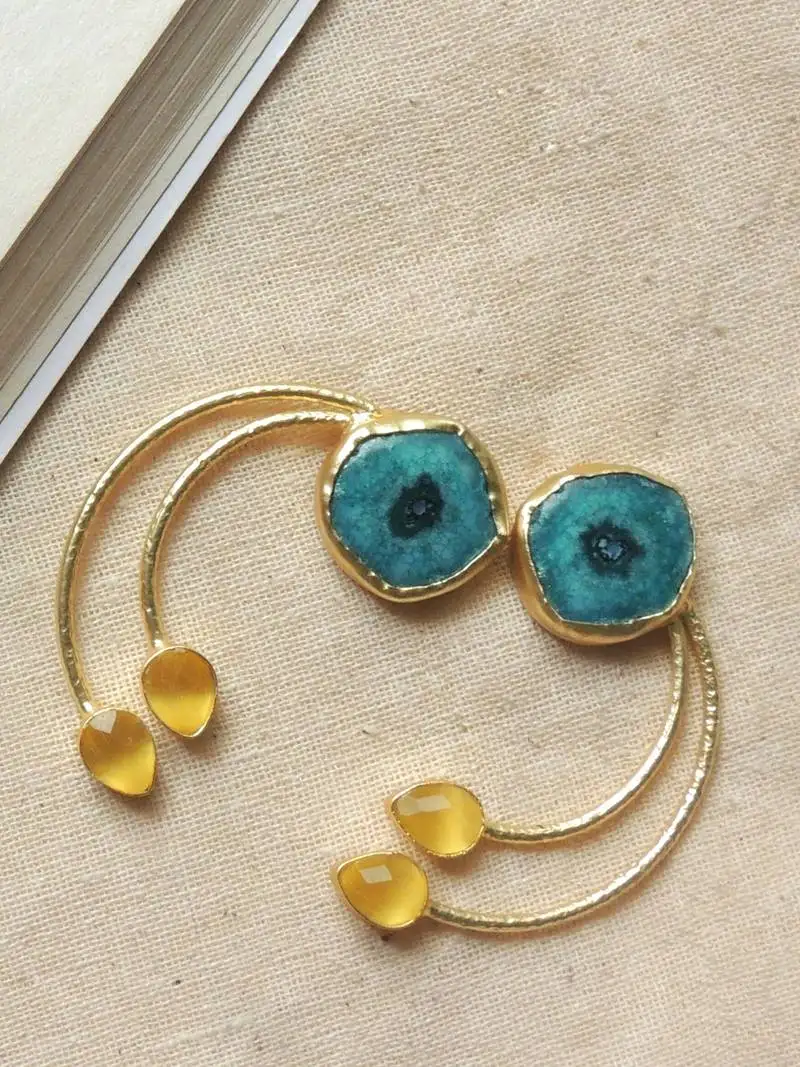 Western natural stone wired earring