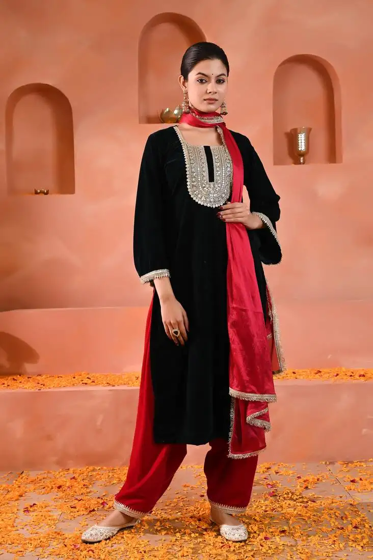 Green & pink velvet kurta set