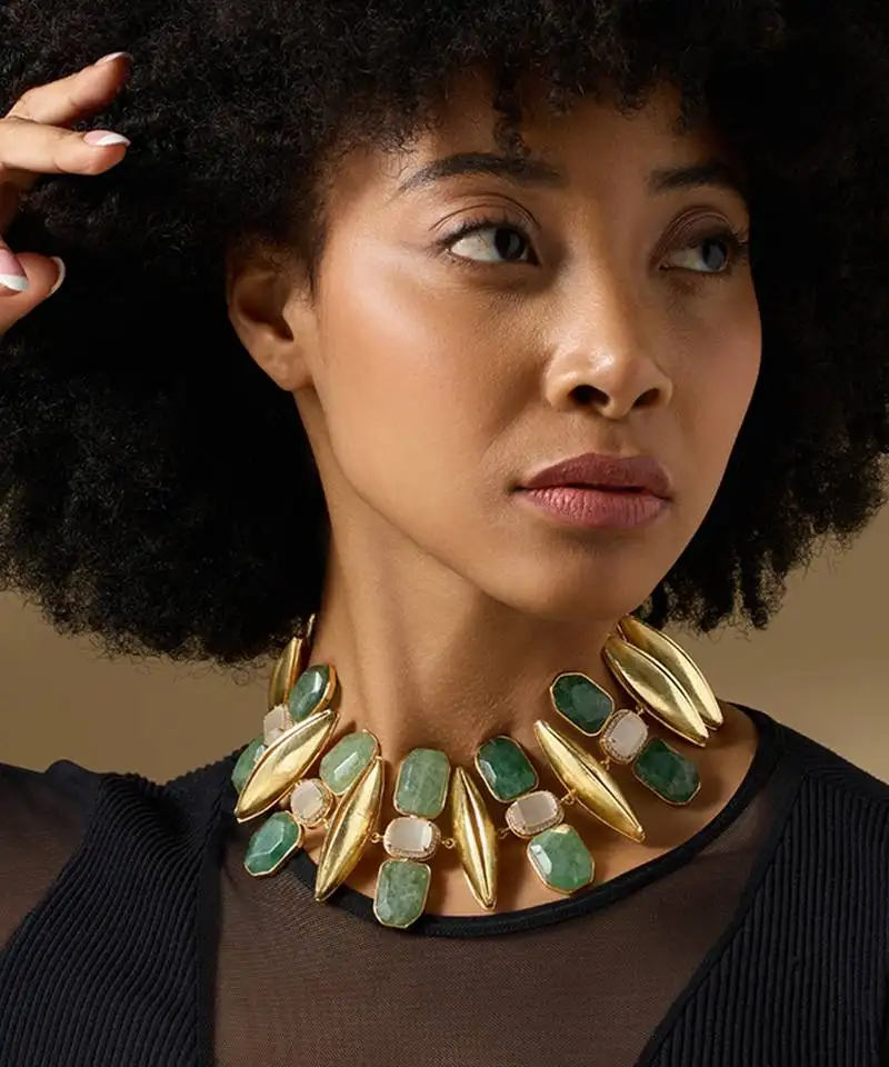 Green virenys necklace