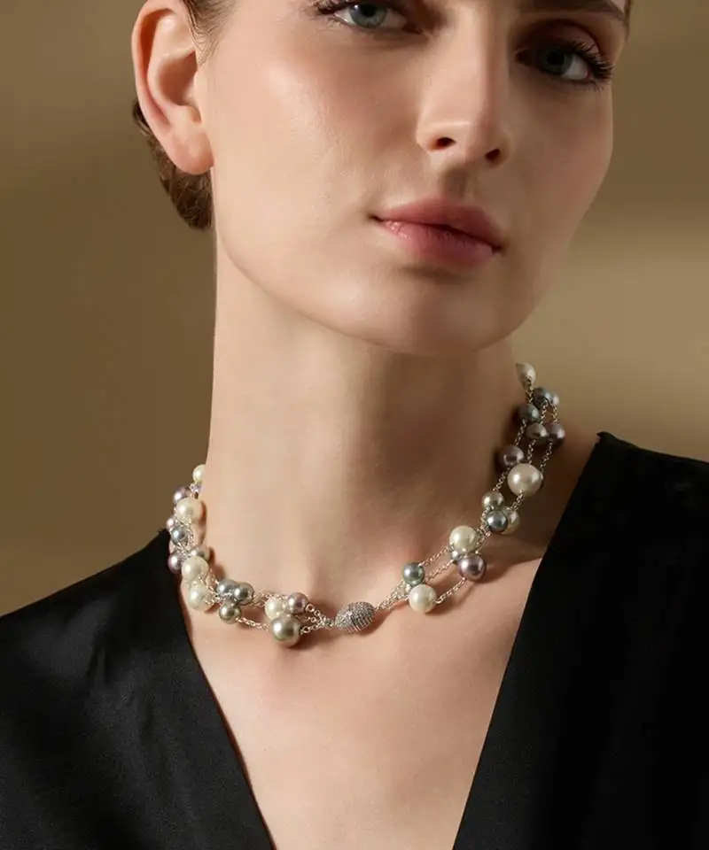 Silver nouren necklace