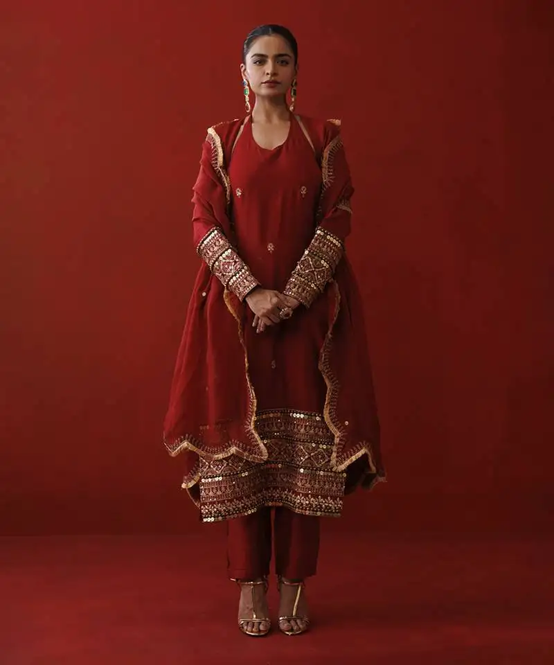 Rustic red halter neck kurta set