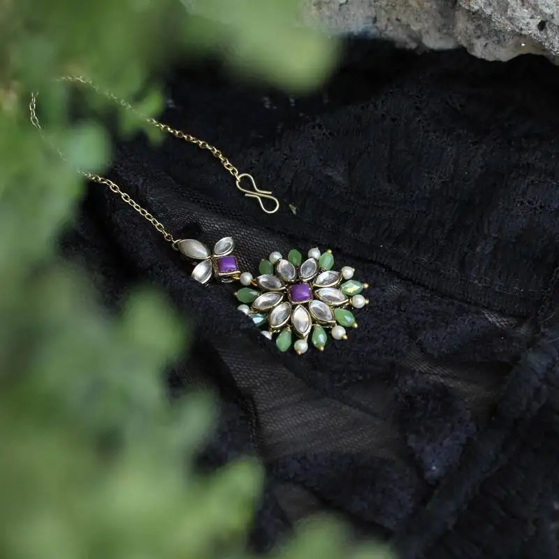 Pearl twirl maangtika