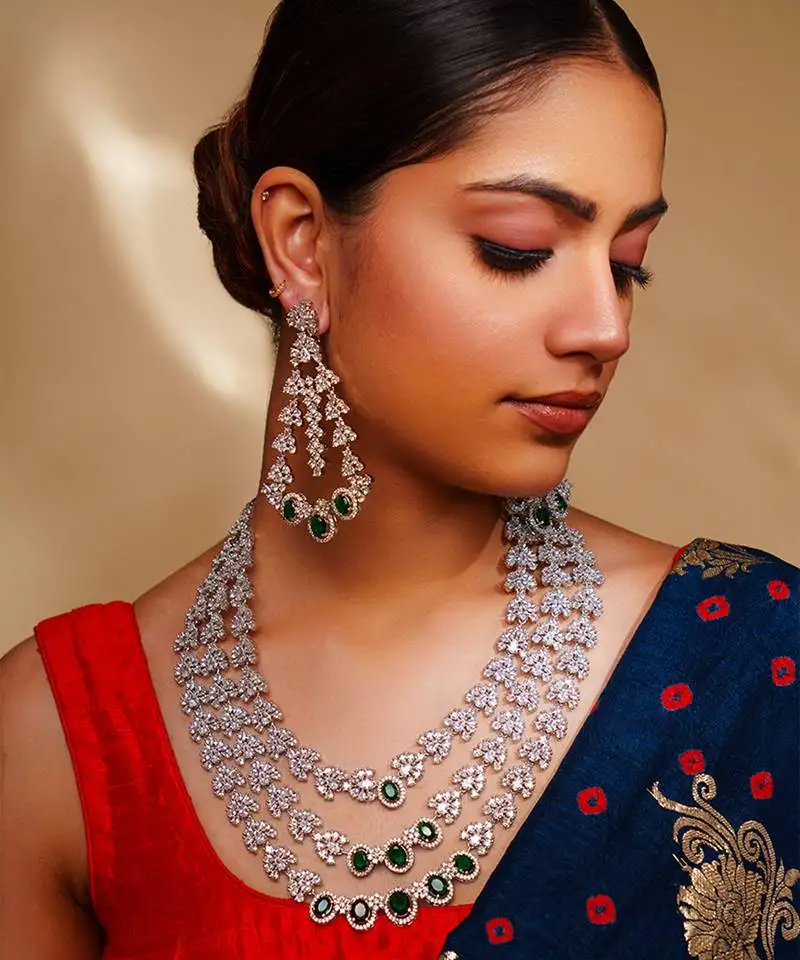 Bold and dramatic emerald 3 line diamond set with earrings