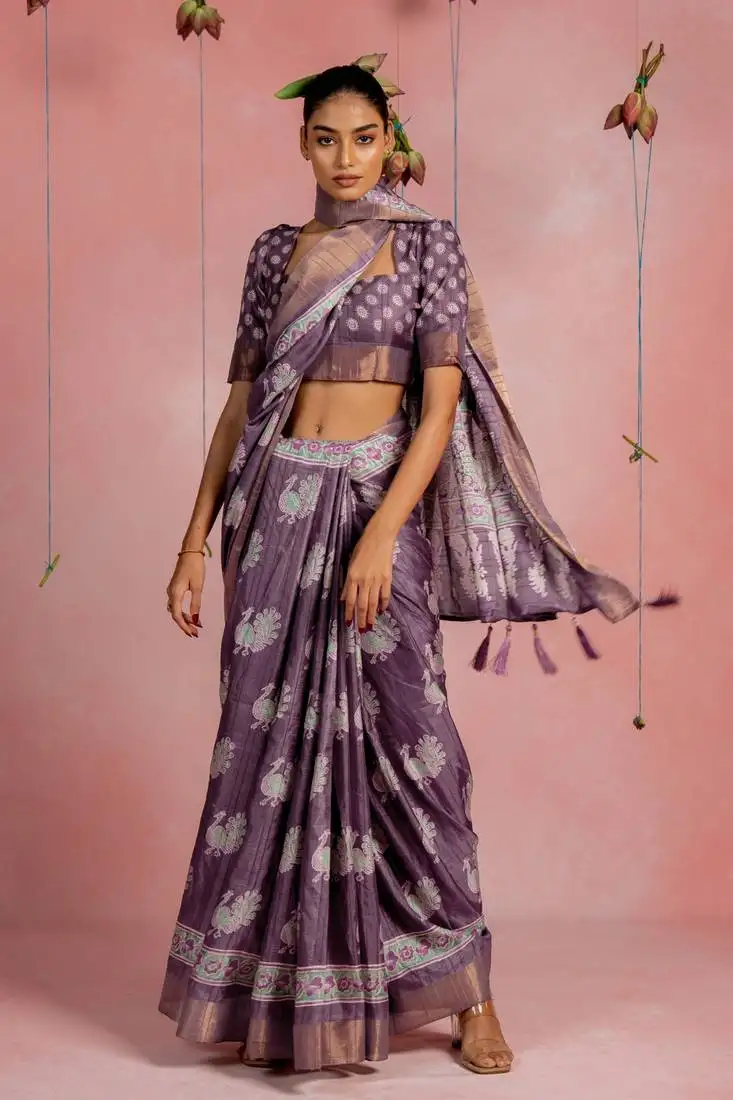 Dusty purple cotton blend animal print golden zari border saree with unstitched blouse piece