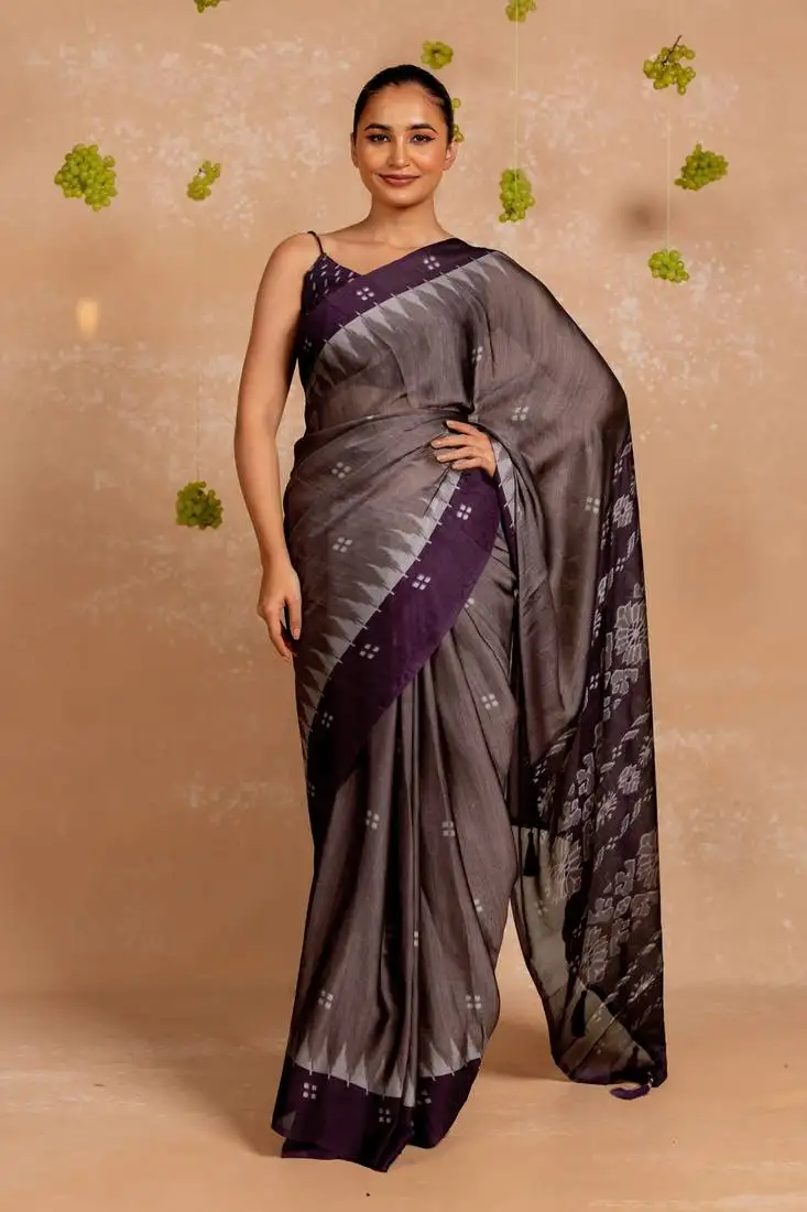 Dusty wine chiffon floralbadhani print saree with unstitched blouse piece