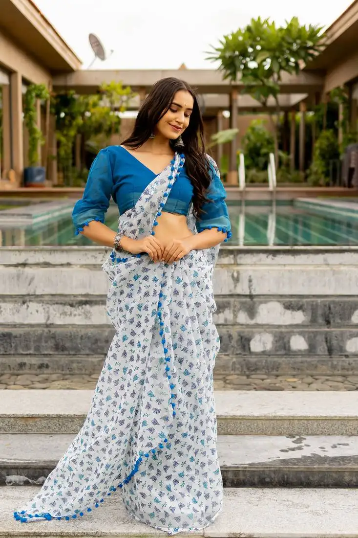 White cotton blend floral block print border saree with unstiched blouse piece