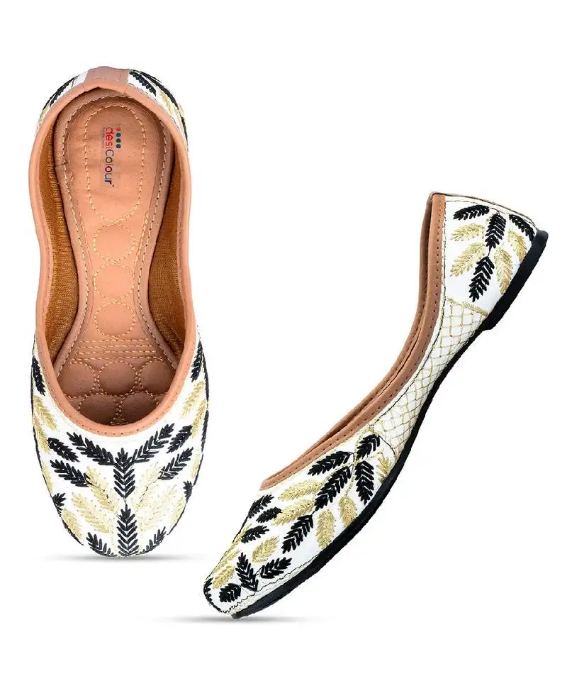 Black multicolor leaves flats