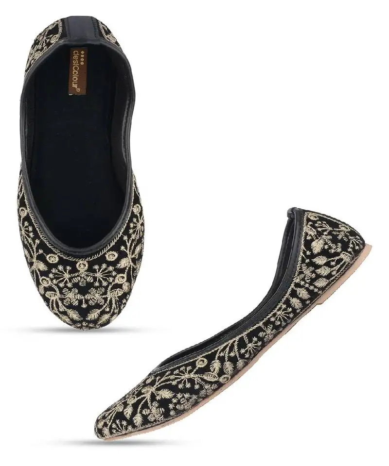 Cushioned black heavy embroidered flats